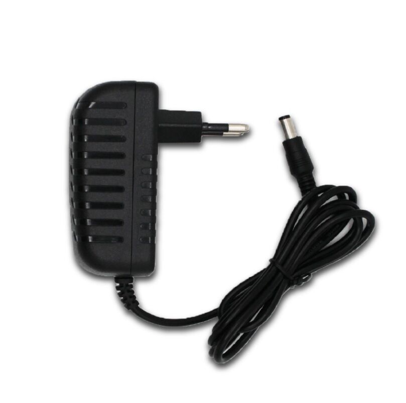WELLPOWER WP-2402P 24V 2 AMPER PLASTİK KASA 5,5X2,5 MM